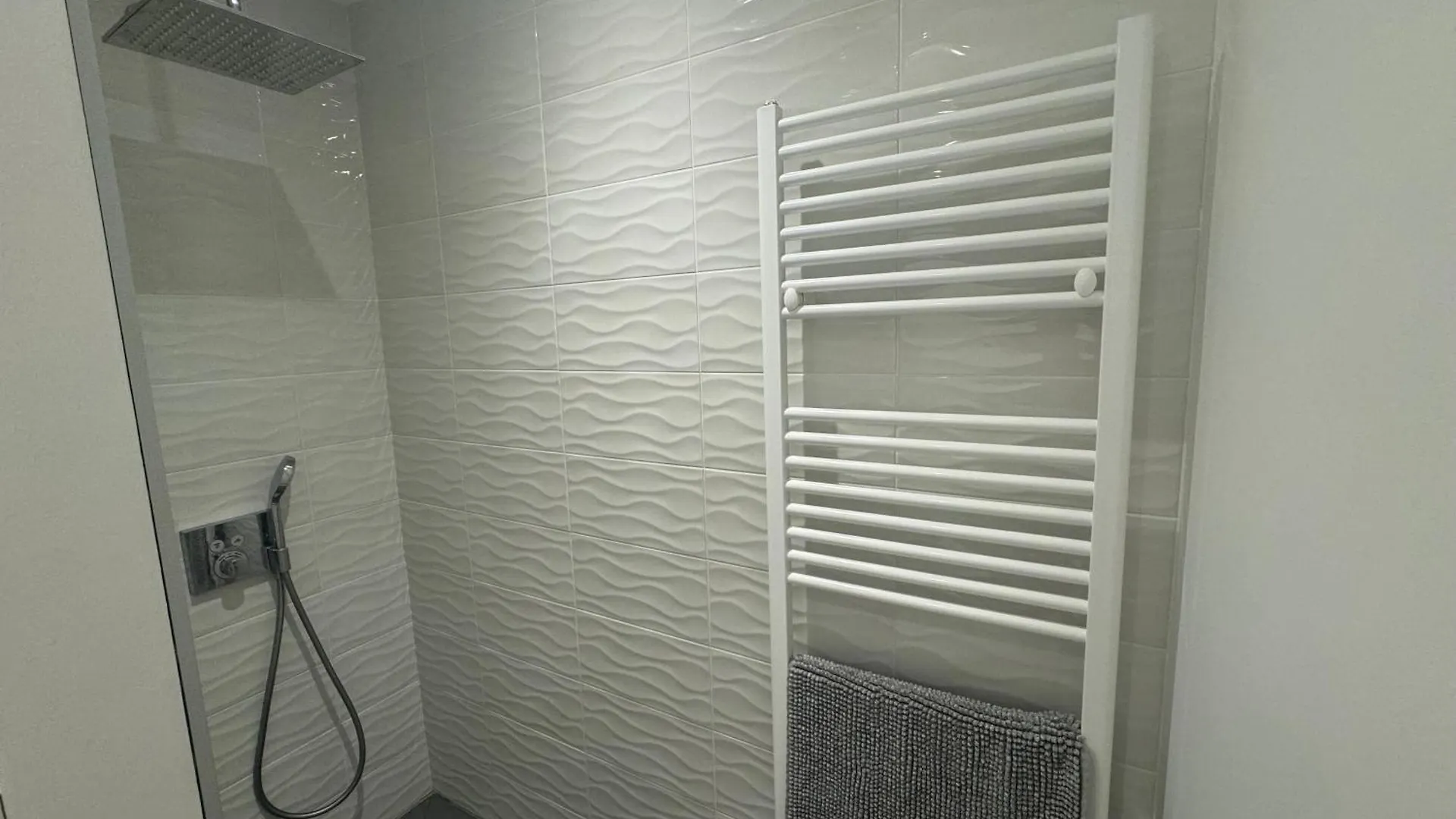Appartement Neuf De Standing Pont-Eveque
